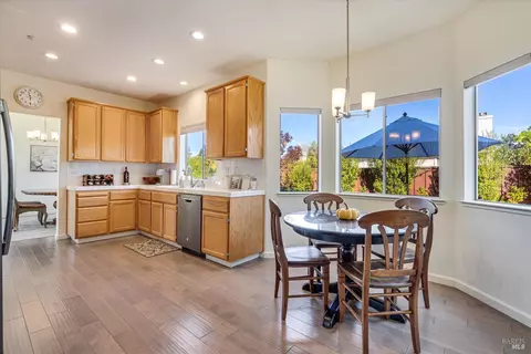 Kitchen - 106 Capstone Ct, Napa, CA 94559 photo 4 of 4