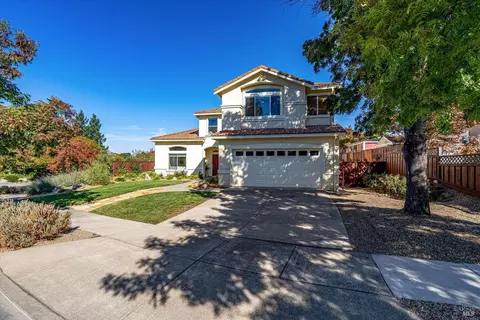 Exterior - 106 Capstone Ct, Napa, CA 94559 photo 3 of 18
