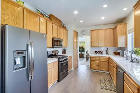 Kitchen - 106 Capstone Ct, Napa, CA 94559 photo 3 of 4