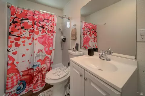 Bath - 120 Delta Rd, Oakley, CA 94561 photo 2 of 7