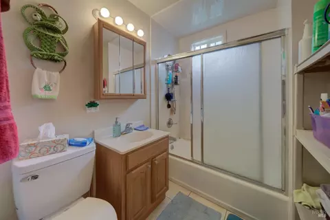 Bath - 120 Delta Rd, Oakley, CA 94561 photo 1 of 7