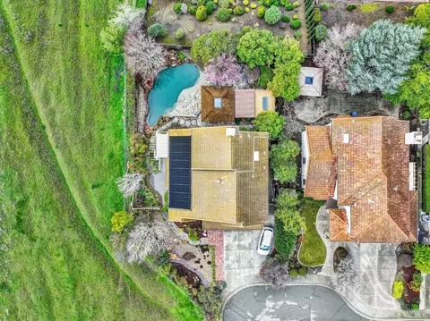 View/Area - 2403 Las Hadas Ct, Fairfield, CA 94534 photo 5 of 14