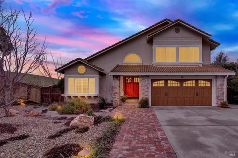 Exterior - 2403 Las Hadas Ct, Fairfield, CA 94534 photo 18 of 20