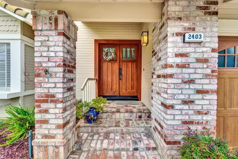 Entry Way - 2403 Las Hadas Ct, Fairfield, CA 94534 photo 1 of 5