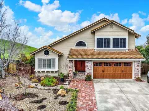 2403 Las Hadas Ct, Fairfield, CA 94534