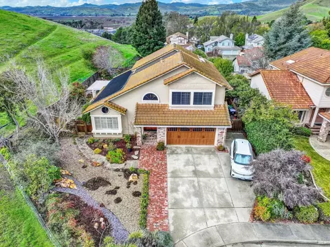 View/Area - 2403 Las Hadas Ct, Fairfield, CA 94534 photo 4 of 14
