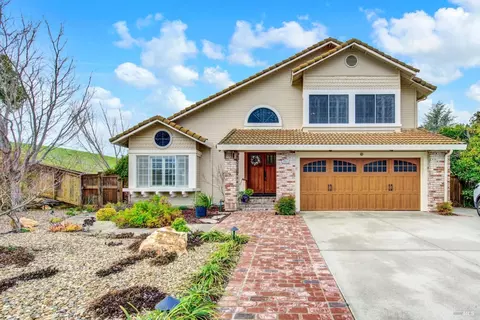 Exterior - 2403 Las Hadas Ct, Fairfield, CA 94534 photo 5 of 20