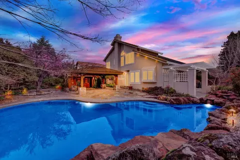 Exterior - 2403 Las Hadas Ct, Fairfield, CA 94534 photo 19 of 20