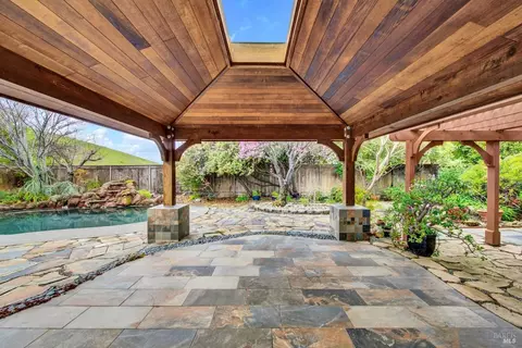 Exterior - 2403 Las Hadas Ct, Fairfield, CA 94534 photo 14 of 20