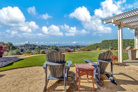 230 Torrey Pines Ct, Vallejo, CA 94591
