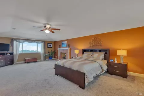Bedroom - 230 Torrey Pines Ct, Vallejo, CA 94591 photo 1 of 4