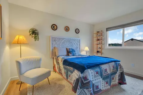 Bedroom - 230 Torrey Pines Ct, Vallejo, CA 94591 photo 4 of 4