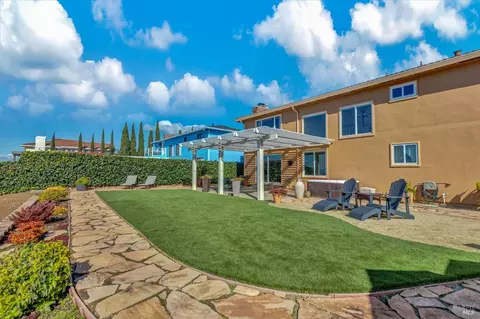 Exterior - 230 Torrey Pines Ct, Vallejo, CA 94591 photo 9 of 12