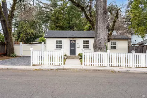 504 Jones St, Ukiah, CA 95482