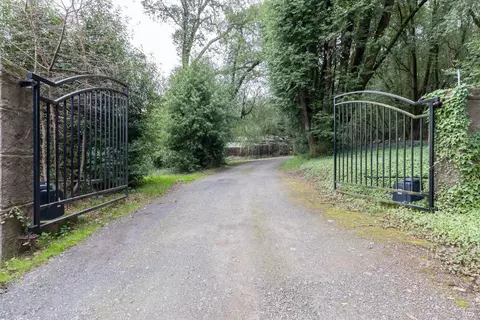7575 Trenton Rd, Forestville, CA 95436