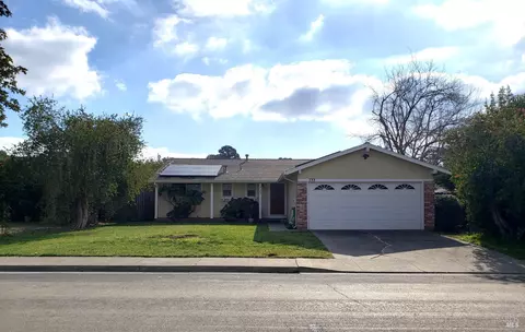 773 Del Mar St, Fairfield, CA 94533 photo 2