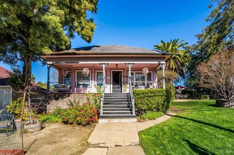 385 W J St, Benicia, CA 94510