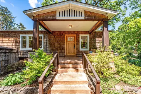 2403 Warm Springs Rd, Glen Ellen, CA 95442