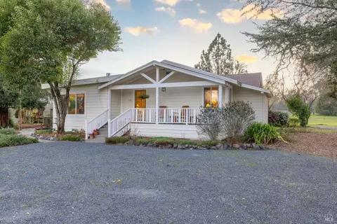 8027 Oak Way, Windsor, CA 95492 photo 2