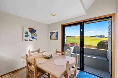 Dining - 21514 Heron Dr, Bodega Bay, CA 94923 photo 7 of 7
