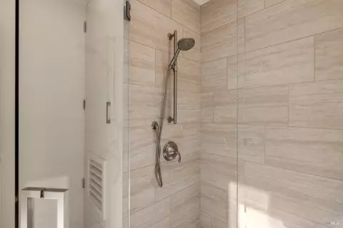 Bath - 21514 Heron Dr, Bodega Bay, CA 94923 photo 8 of 8