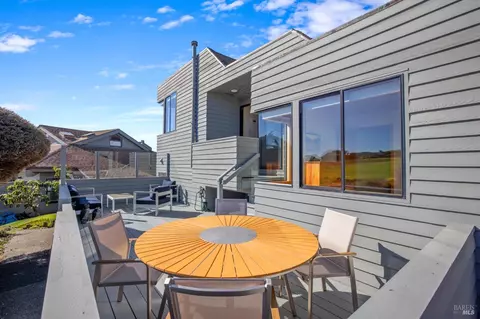 Exterior - 21514 Heron Dr, Bodega Bay, CA 94923 photo 3 of 7