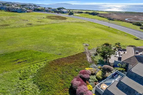 View/Area - 21514 Heron Dr, Bodega Bay, CA 94923 photo 6 of 17