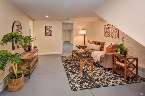 1639 Lemon St, Vallejo, CA 94590 photo 6