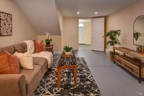 1639 Lemon St, Vallejo, CA 94590 photo 9