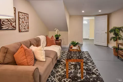 1639 Lemon St, Vallejo, CA 94590 photo 8