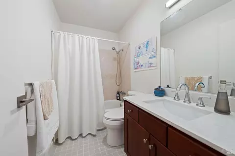 Bath - 1459 Post Ranch Rd, Santa Rosa, CA 95405 photo 5 of 5