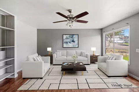 Living - 1680 Estee Ave, Napa, CA 94558 photo 3 of 4