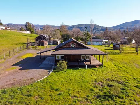 1680 Estee Ave, Napa, CA 94558