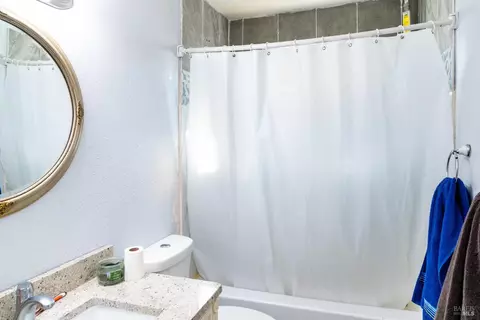 Bath - 32 Boxelder Ct, Napa, CA 94558 photo 13 of 18