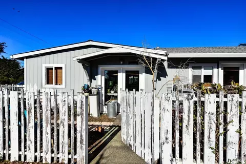 1936 Bay Flat Rd, Bodega Bay, CA 94923 photo 3