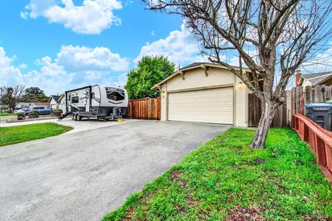 1012 Nightingale Dr, Fairfield, CA 94533 photo 5