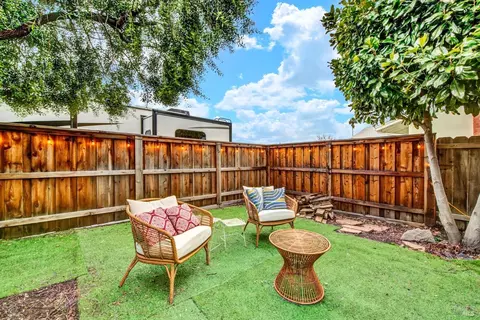 1012 Nightingale Dr, Fairfield, CA 94533 photo 11