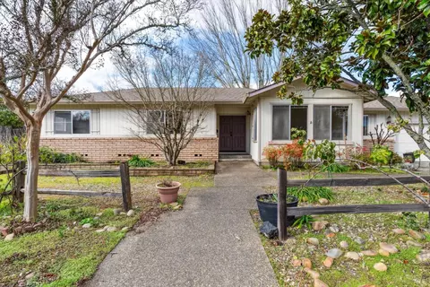 5074 Dupont Ct E, Santa Rosa, CA 95409