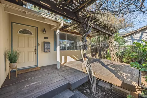 141 Northside Ave, Sonoma, CA 95476 photo 2
