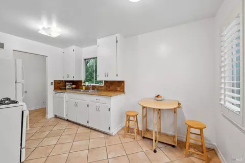 141 Northside Ave, Sonoma, CA 95476 photo 9