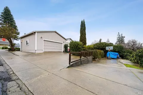 237 Hillcrest Ave, Benicia, CA 94510 photo 43