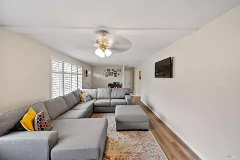 237 Hillcrest Ave, Benicia, CA 94510 photo 7