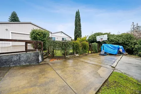 237 Hillcrest Ave, Benicia, CA 94510 photo 42
