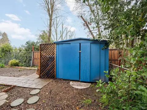 460 E Gobbi St #5, Ukiah, CA 95482 photo 18