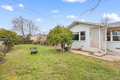 104 Windsor Palms Dr, Windsor, CA 95492 photo 4