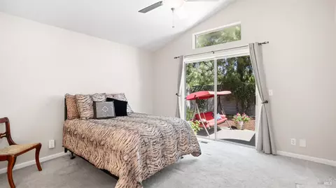 395 Bald Eagle Dr, Vacaville, CA 95688 photo 21