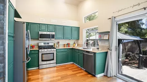 395 Bald Eagle Dr, Vacaville, CA 95688 photo 6