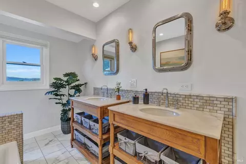 Bath - 524 Montecito Blvd, Napa, CA 94559 photo 6 of 11