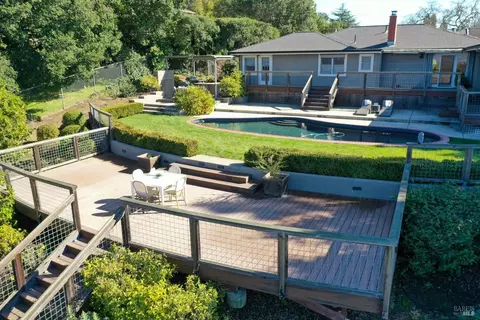 Exterior - 524 Montecito Blvd, Napa, CA 94559 photo 13 of 14