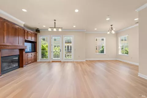1120 Sonata Dr, Vallejo, CA 94591 photo 2
